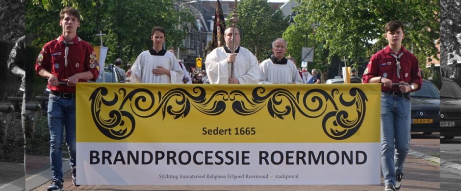 Stadsprocessie Brandprocessie Roermond